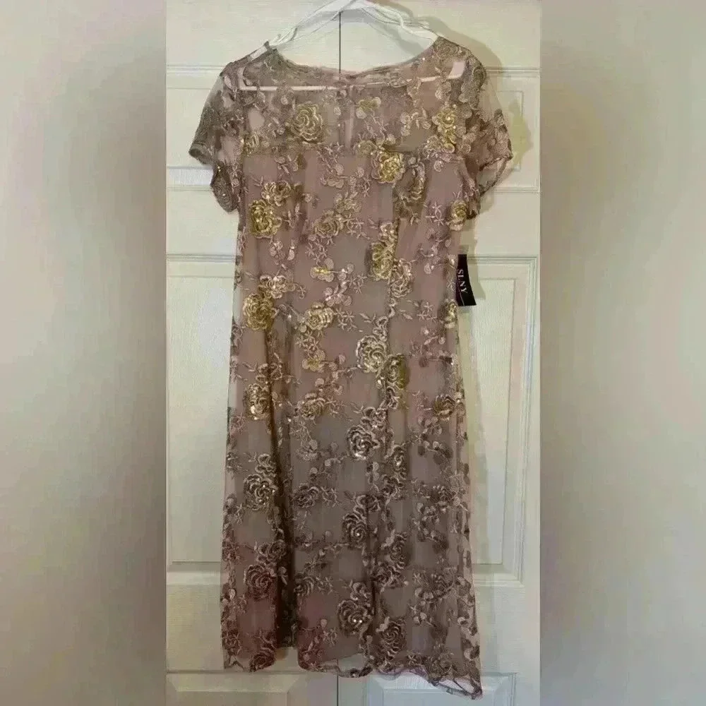 SLNY Women Tea Length Cap Sleeve Illusion Neckline Embroidered Lace Dress NWT - Picture 4 of 7